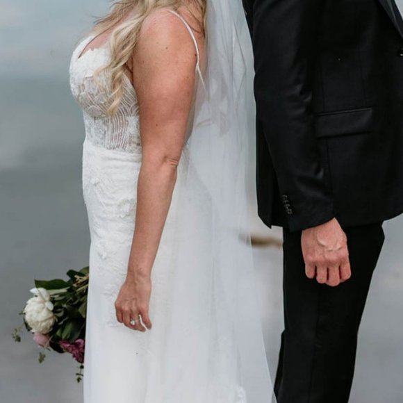 Martina Liana Capri 1390 Ivory Wedding Dress - Picture 6 of 11